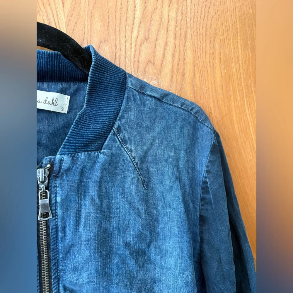 Bella Dahl Indigo color block distressed bomber Jean Jacket S